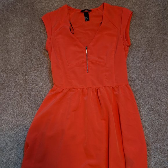 H&M Poppy Colored Dress- Size 10 - Picture 1 of 4